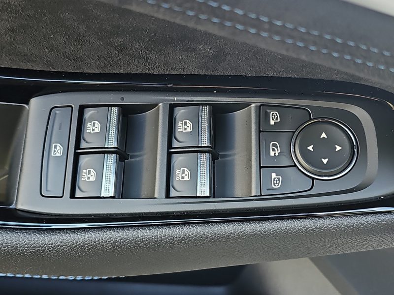 12_497f6f27-675c-4806-8227-2a872a82b8d5_final_image