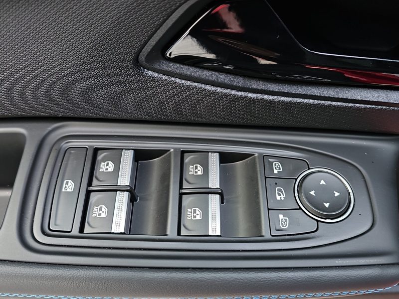 12_9c1f1146-dde2-4dee-8dc9-337b47cc17b9_final_image