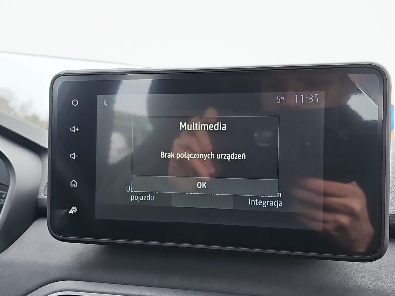 19_fe3d620c-249c-4d90-b4e9-28d9878a4eff_final_image