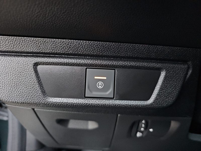 28_0564597e-6a59-469a-b3f3-042049dd390e_final_image