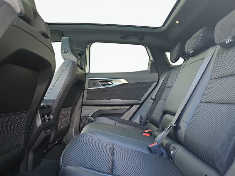 31_a370c7ce-af0a-4659-9a5d-05fdd22efbb8_final_image