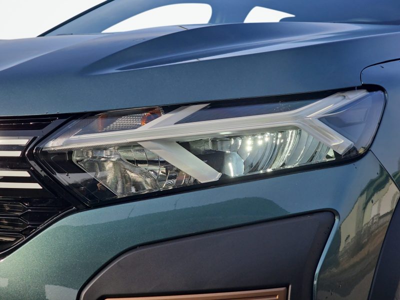 33_eb4cbc8e-64a8-4328-8ddd-d1ba1bb53615_final_image