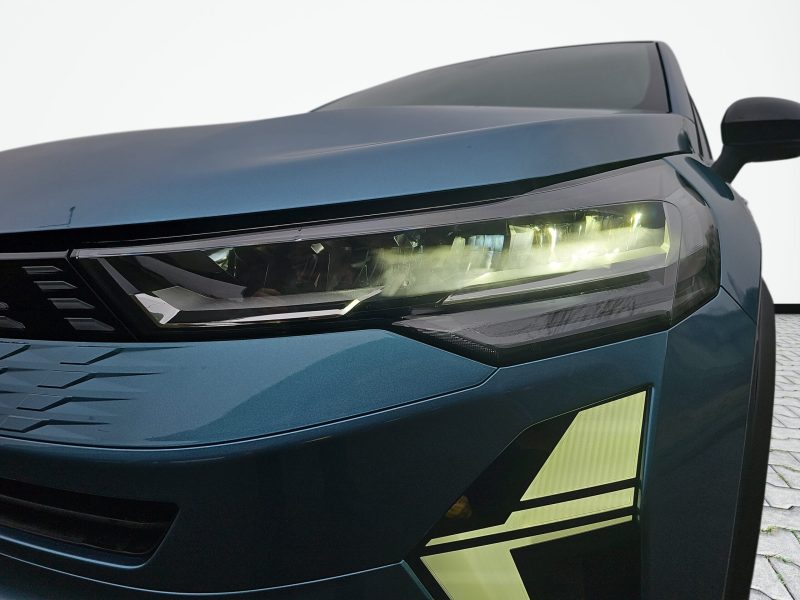 39_fdb51718-a5d0-48e4-92ee-487c2987d00d_final_image