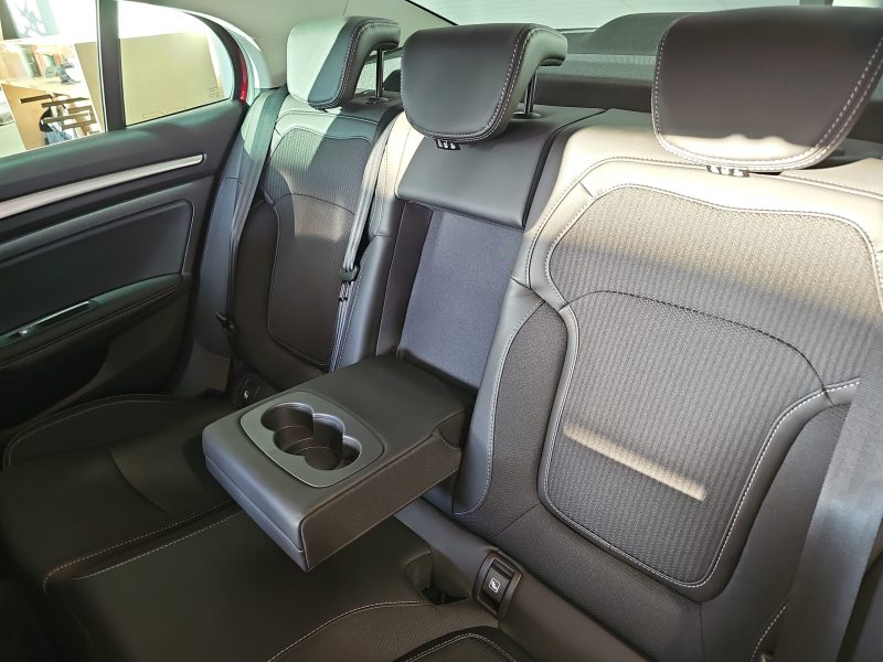 4_a0dfc28b-5c4f-4b3e-8542-578fa9074379_original_image