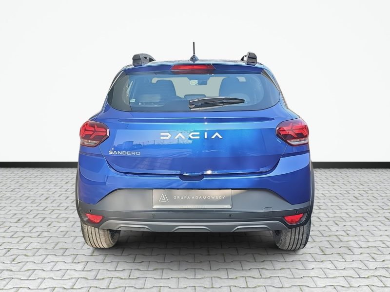 6_9825e3bb-835e-49b9-a076-bff4d9df097d_final_image