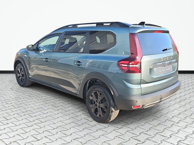 7_bc4f1dc8-fae0-4941-8a93-b8e70431065d_final_image