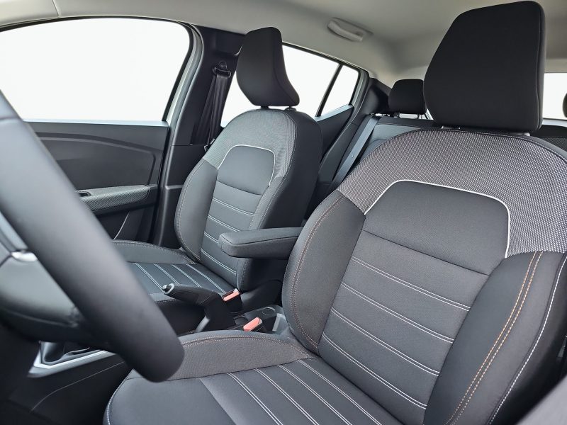 9_d617f81c-83b8-4495-ad59-3230d451c88f_final_image