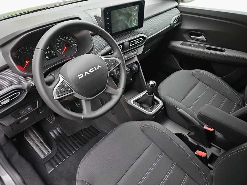 9_d7aaf3a1-532f-435c-a29a-99c0798f761d_final_image